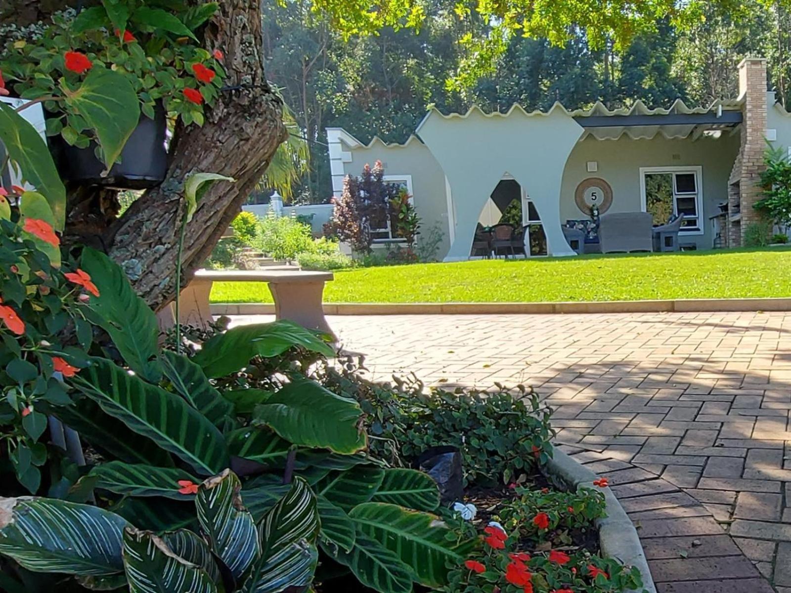 Lodge Azure Port Edward Extérieur photo